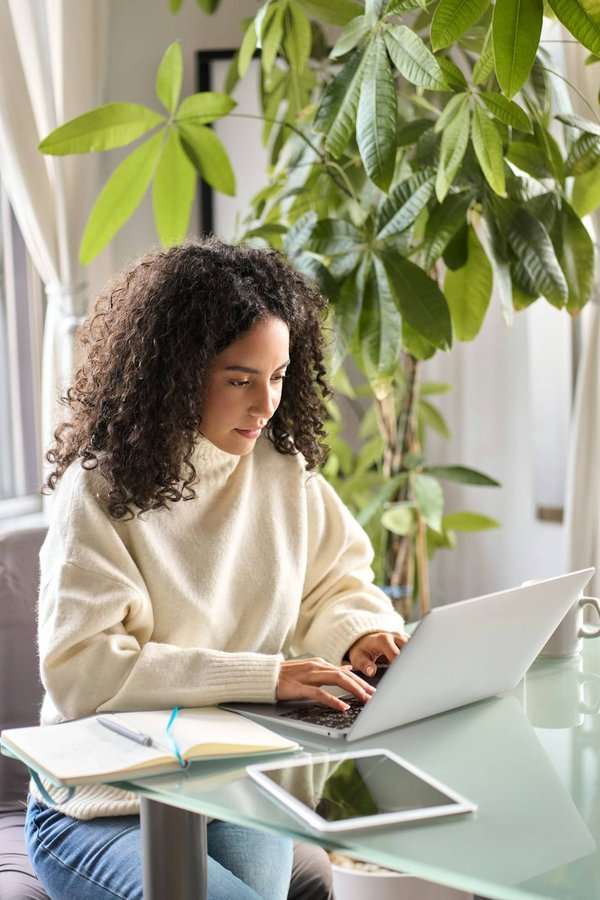 L'art de naviguer sur les plateforme d'emploi : trouver le job parfait à Mantes-la-Jolie
